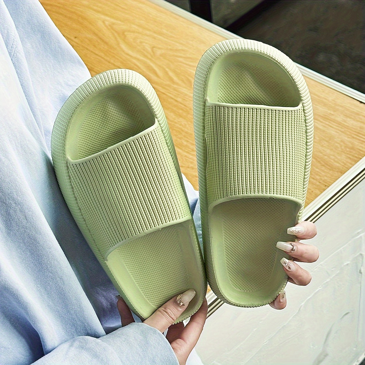 Comfy Ultra Soft Sliders