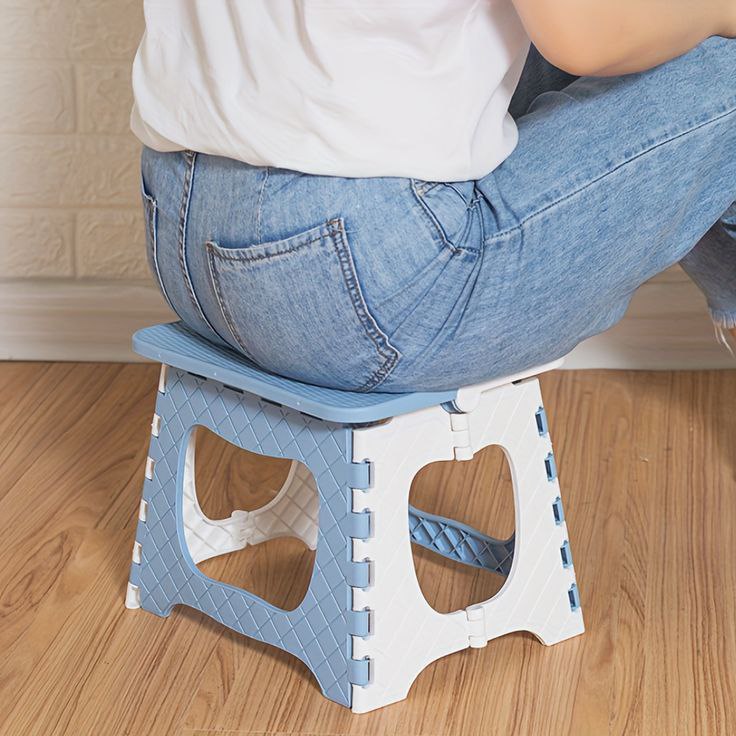 Mini Multipurpose Foldable Stool