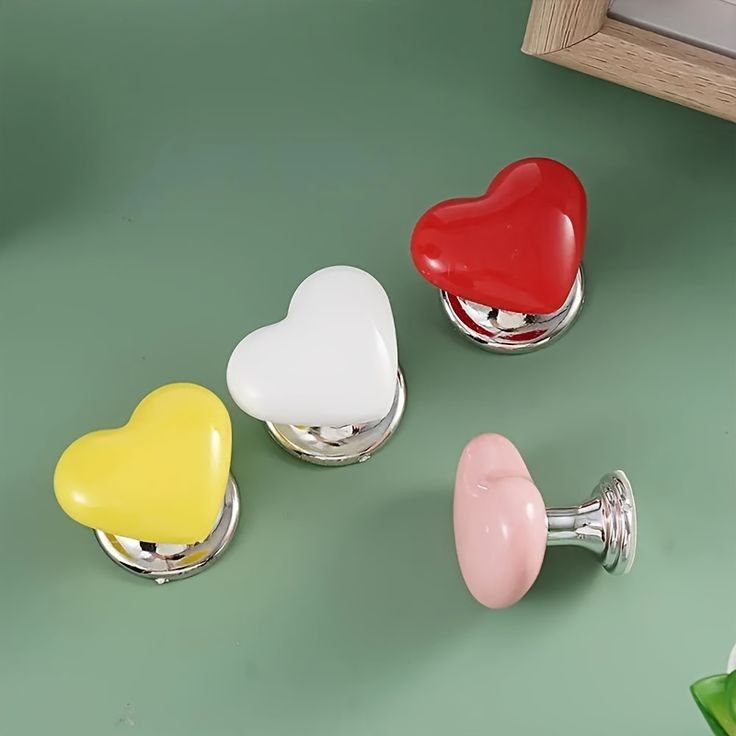 Multi-purpose Heart Shaped Press Button ❤️(Pack Of 8)